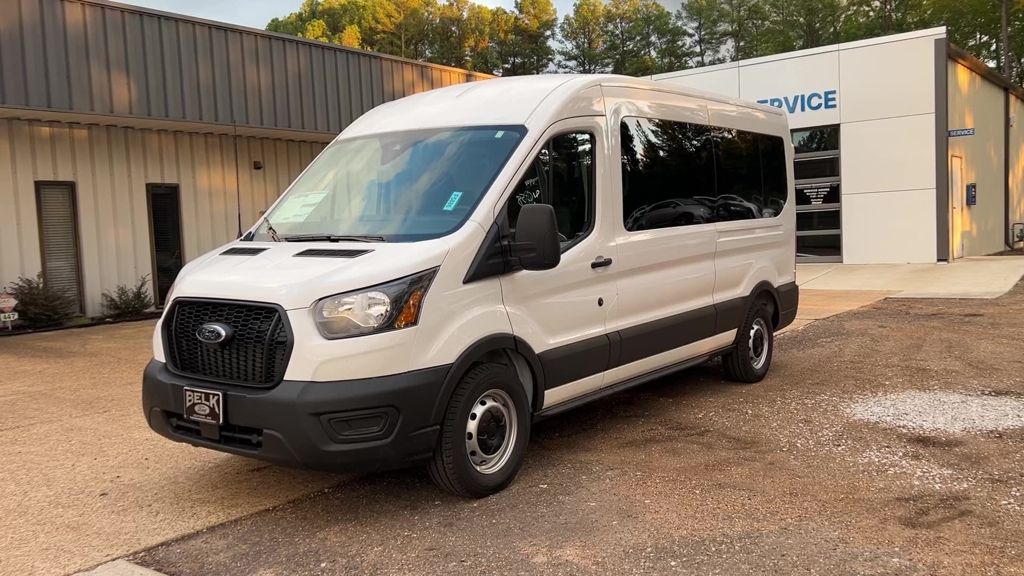 2025 Ford Transit photo 2