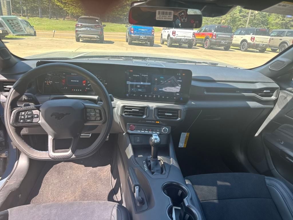 2025 Ford Mustang Dark Horse - Photo 13