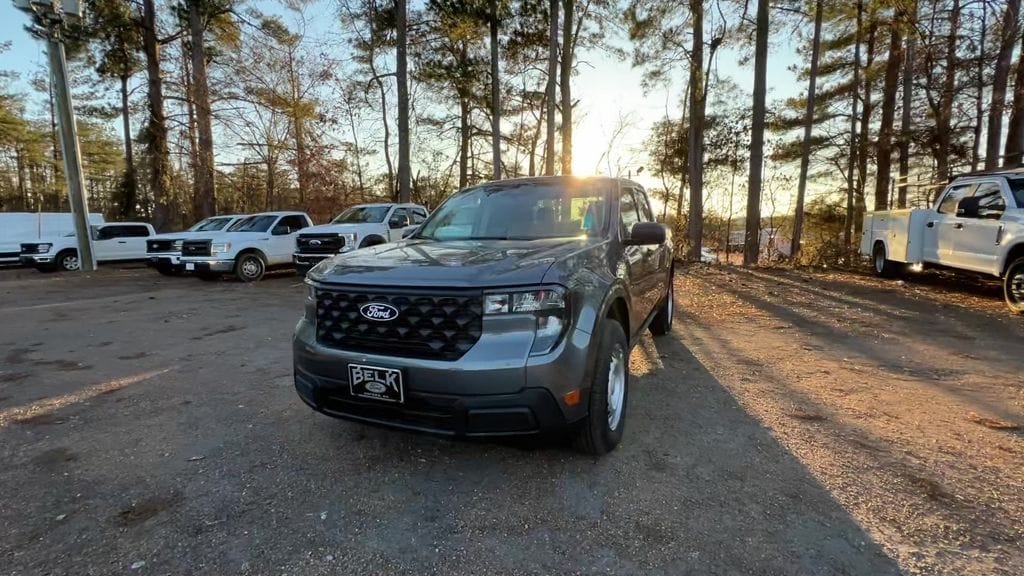 New 2025 Ford Maverick XL Truck