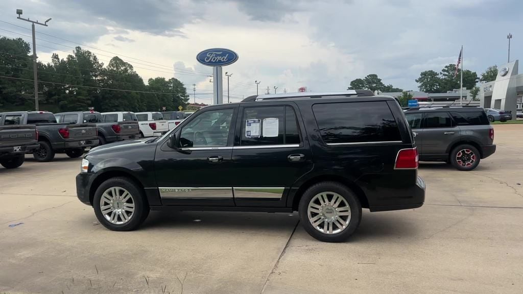 Used 2014 Lincoln Navigator Base with VIN 5LMJJ2J58EEL01433 for sale in Oxford, MS