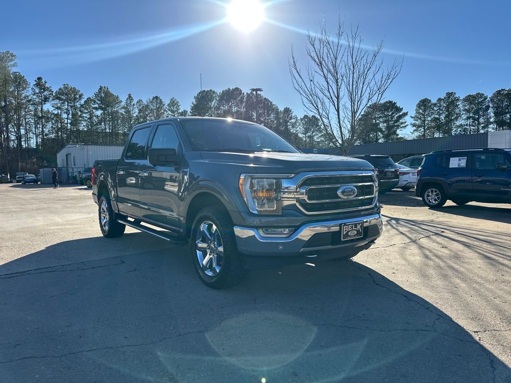 2021 Ford F-150 XLT's photo