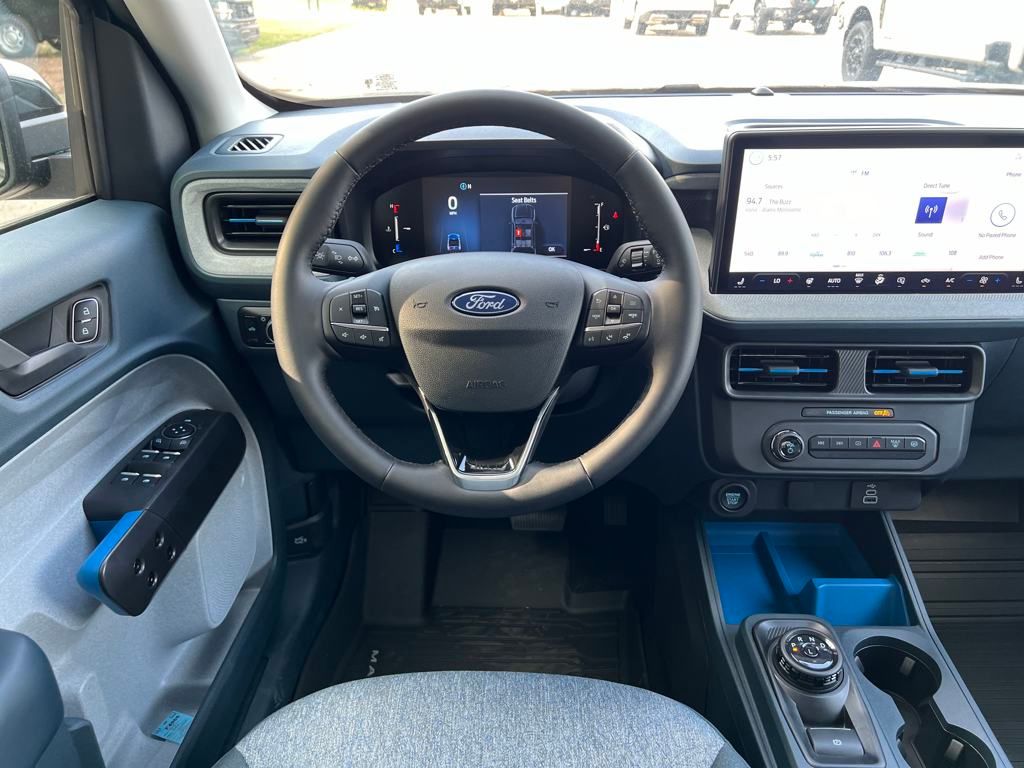 2025 Ford Maverick XLT - Photo 14