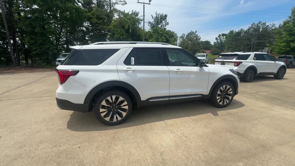 2026 Ford Explorer Platinum - Photo 7