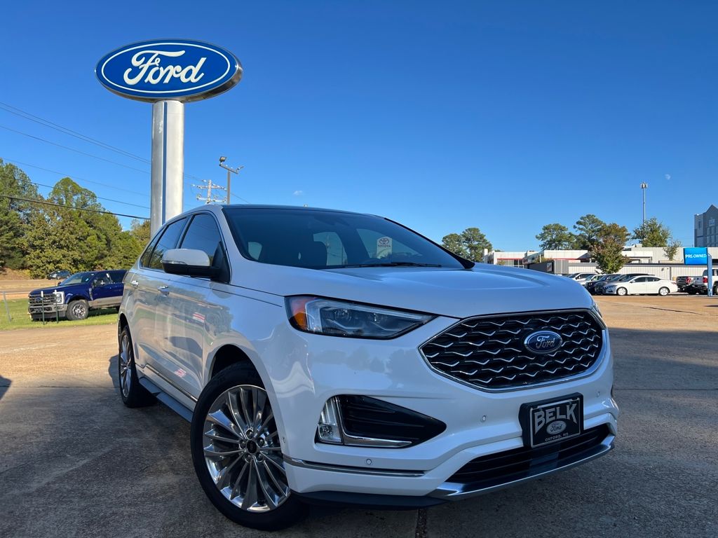 2020 Ford Edge Titanium