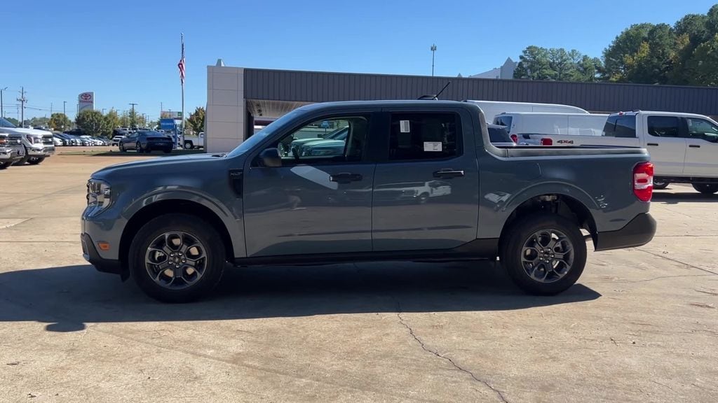 2025 Ford Maverick XLT - Photo 3