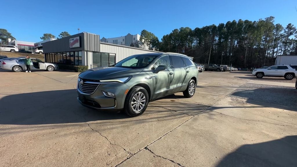 Used 2023 Buick Enclave Essence SUV