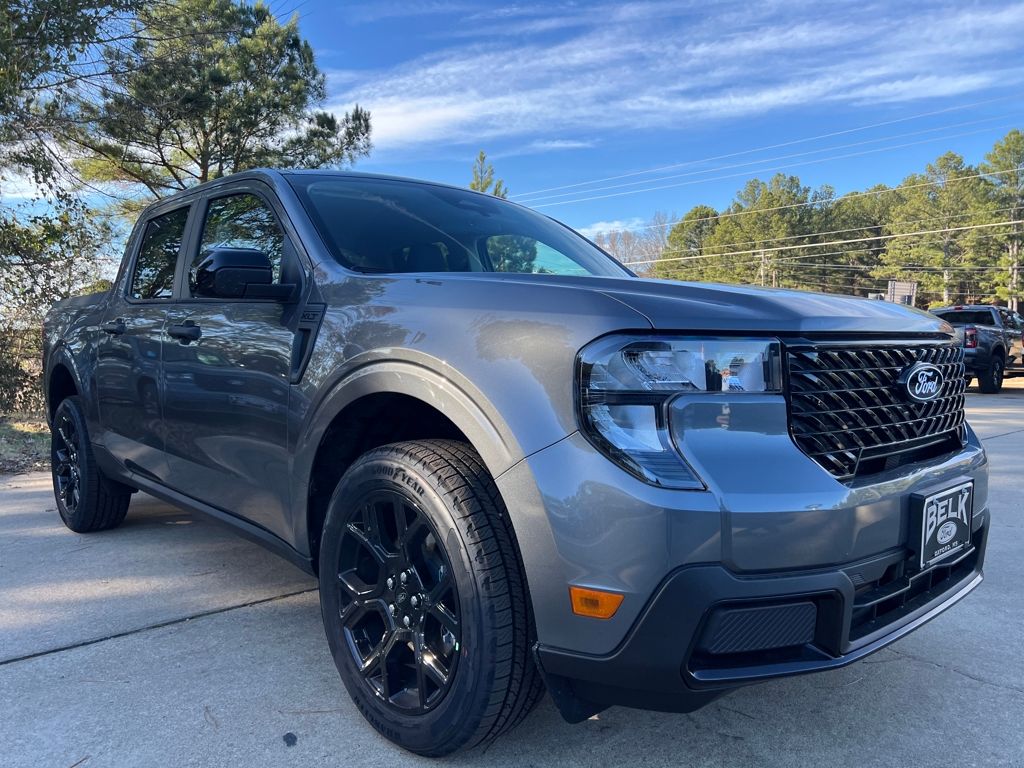 2025 Ford Maverick XLT's photo