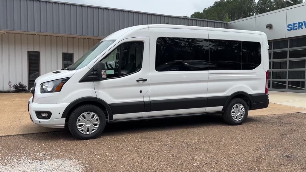2025 Ford Transit photo 3