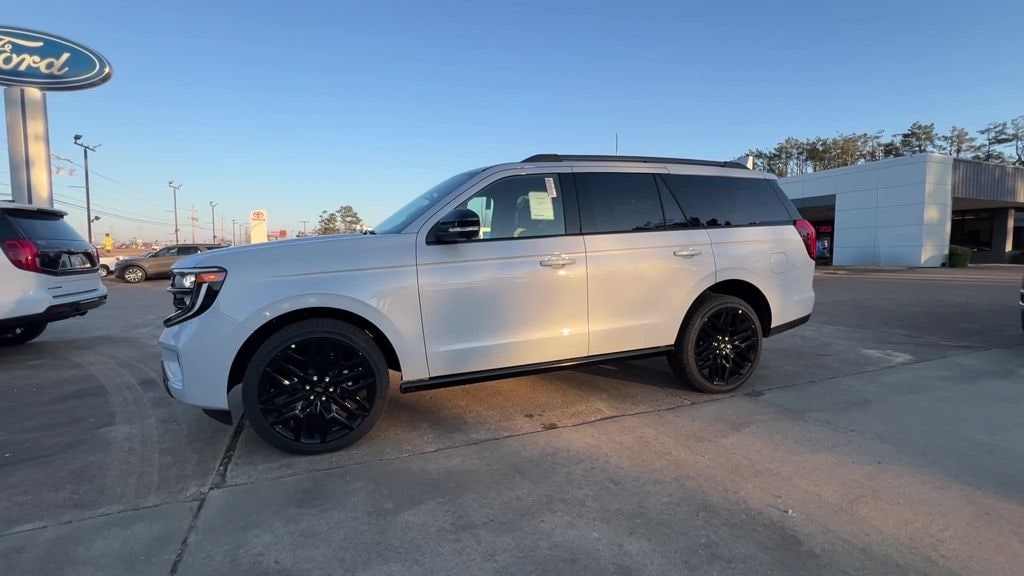 New 2026 Ford Expedition Platinum SUV