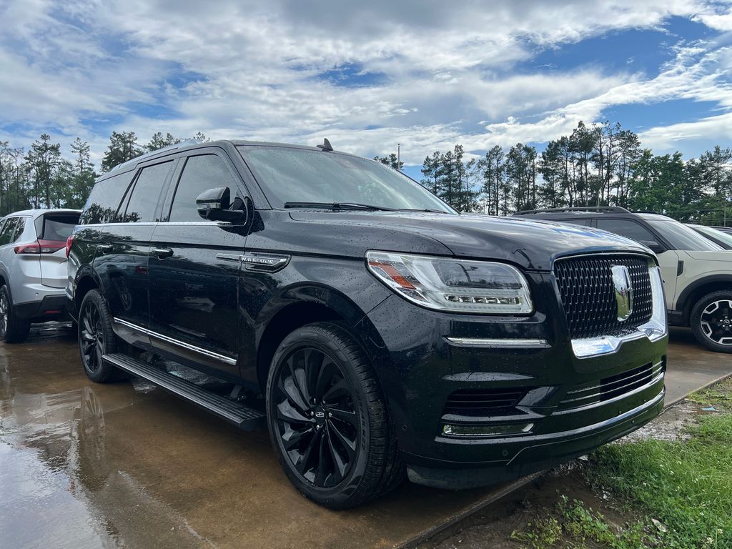2020 Lincoln Navigator Reserve 4WD's photo