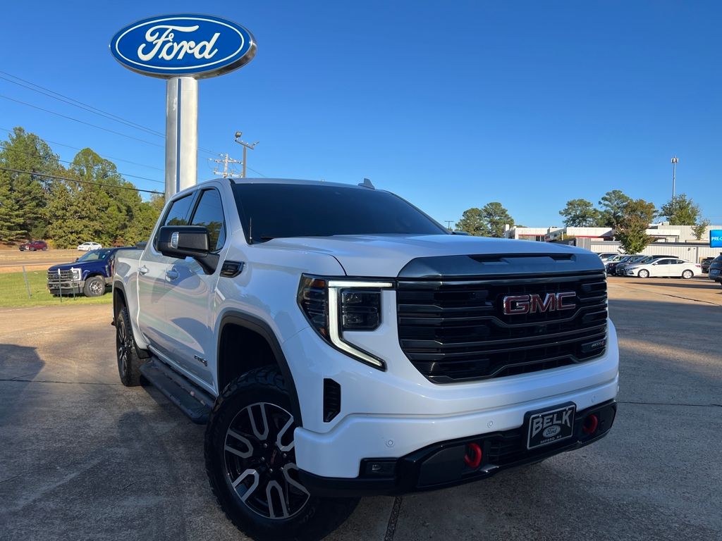 2023 GMC Sierra 1500 AT4's photo