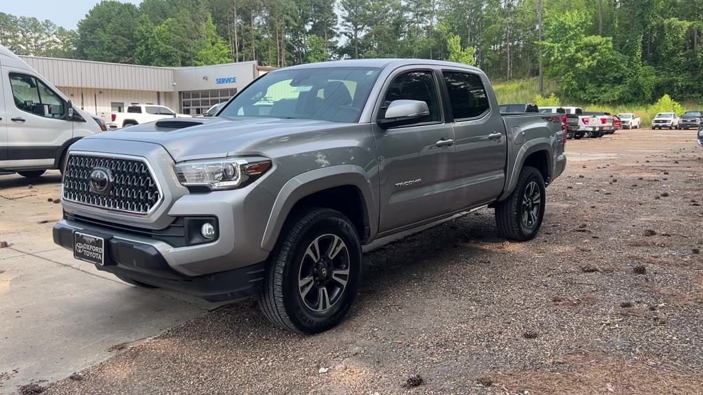 Used 2019 Toyota Tacoma TRD Sport with VIN 3TMCZ5AN4KM251811 for sale in Oxford, MS