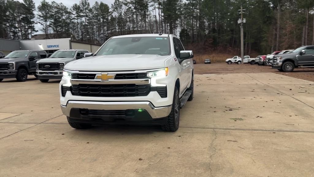 Used 2023 Chevrolet Silverado 1500 LT with VIN 1GCUDDE82PZ234271 for sale in Oxford, MS