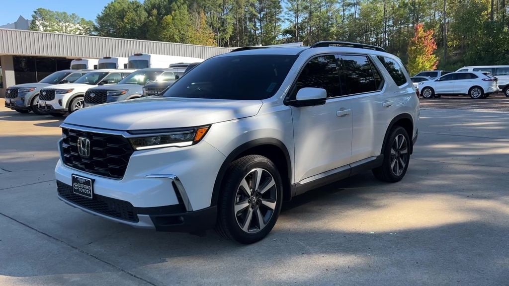 Used 2025 Honda Pilot Elite SUV