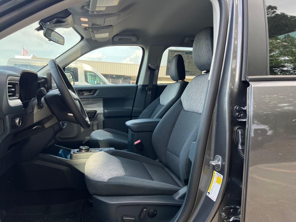 2025 Ford Maverick XLT - Photo 10