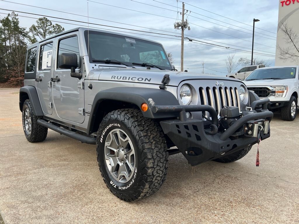 Used 2016 Jeep Wrangler Unlimited Rubicon SUV