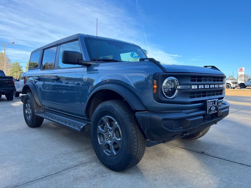 2025 Ford Bronco 4-Door Big Bend's photo