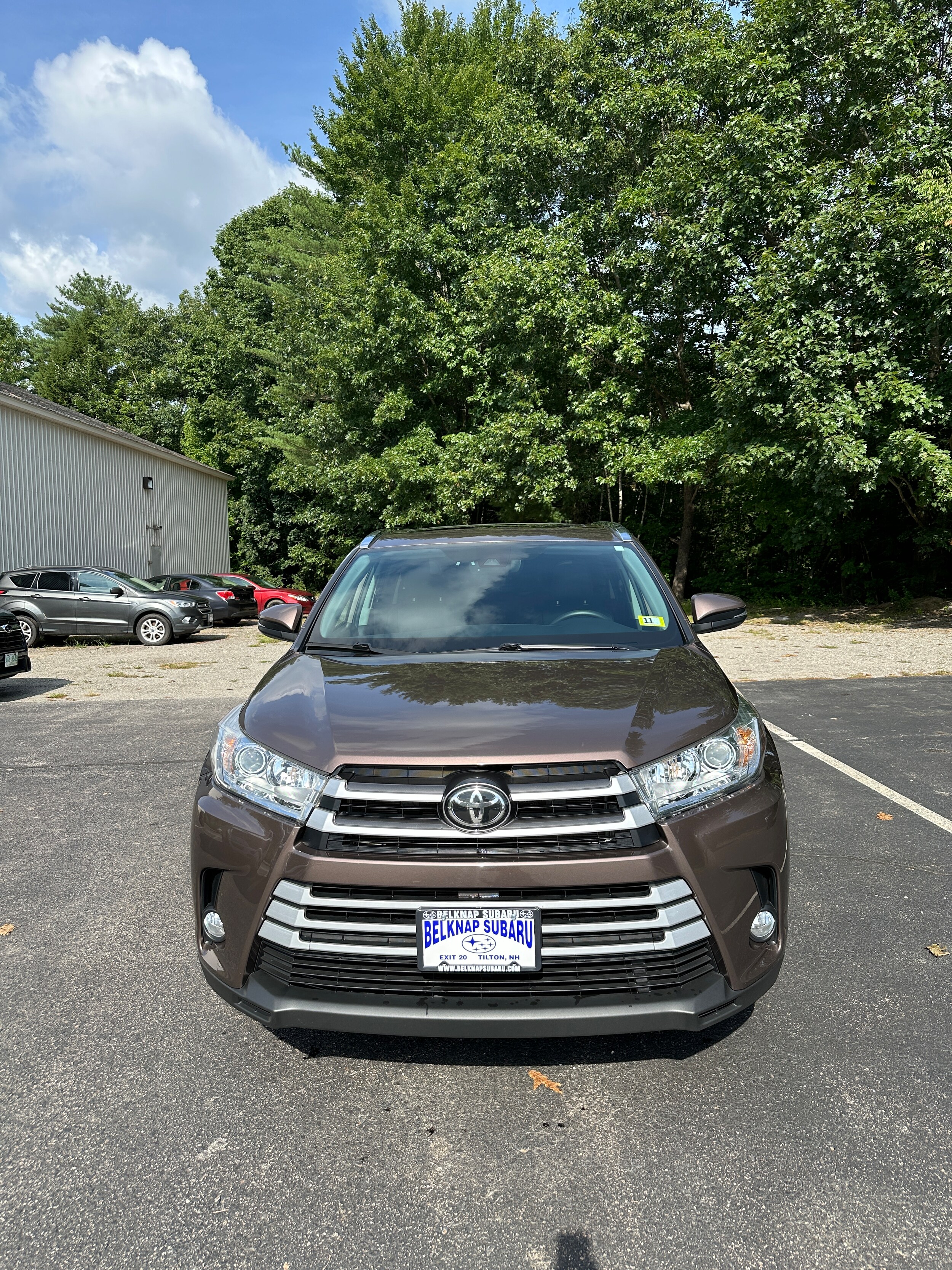 Used 2019 Toyota Highlander XLE with VIN 5TDJZRFH1KS984724 for sale in Tilton, NH