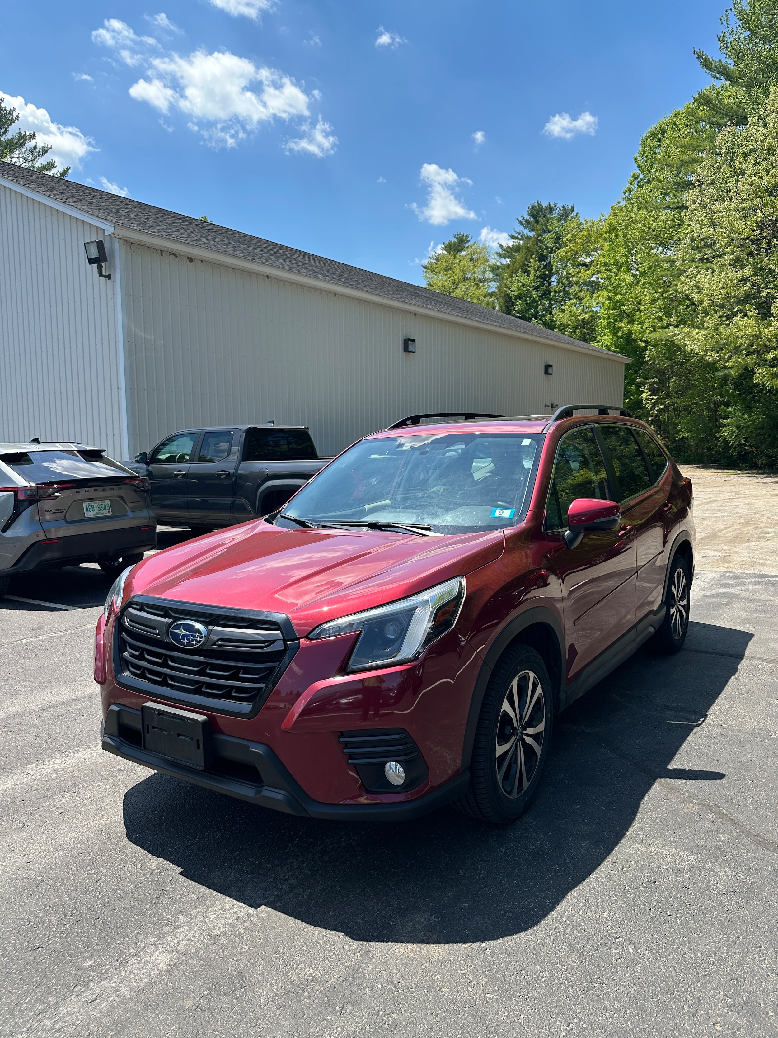 2023 Subaru Forester Limited's photo