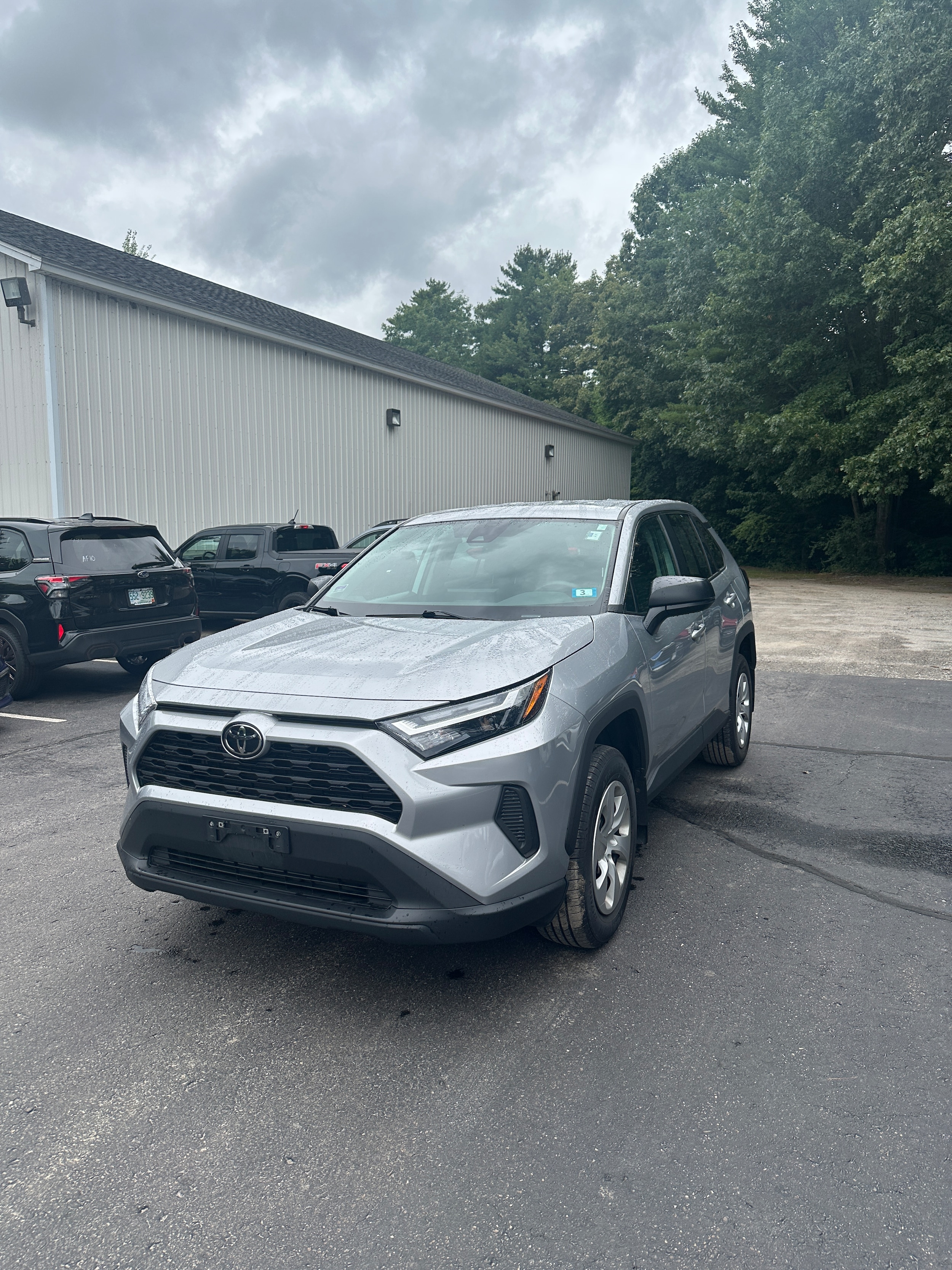 2024 Toyota RAV4 LE
