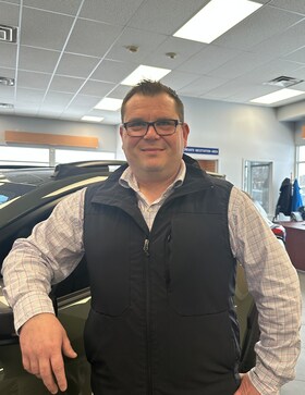 Staff member David Elliott from ID_bbe2f7e9628d