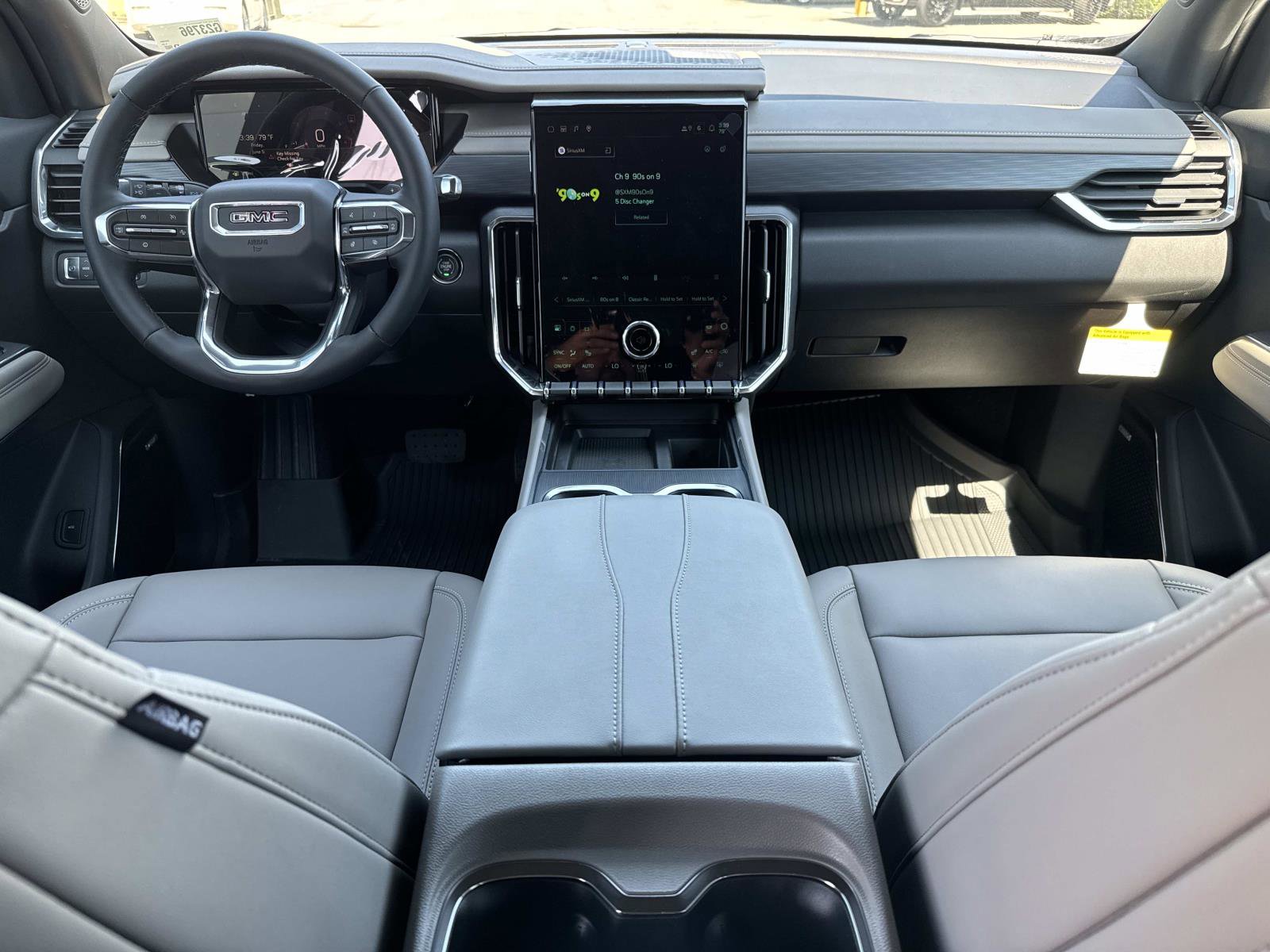 2026 GMC Acadia Elevation - Photo 17
