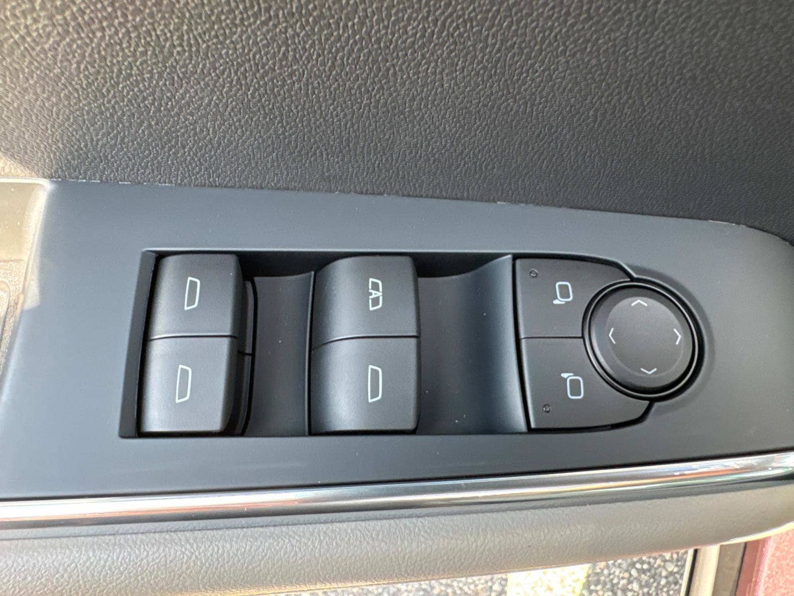 2026 GMC Acadia Elevation - Photo 20
