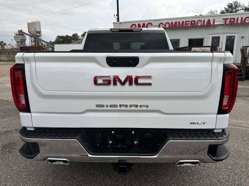 New 2025 GMC Sierra 1500 SLT Truck