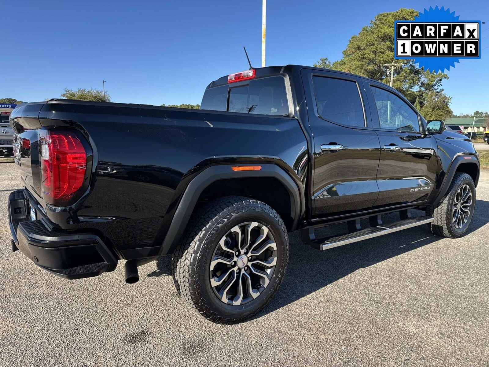 2025 Gmc Canyon Denali photo 3