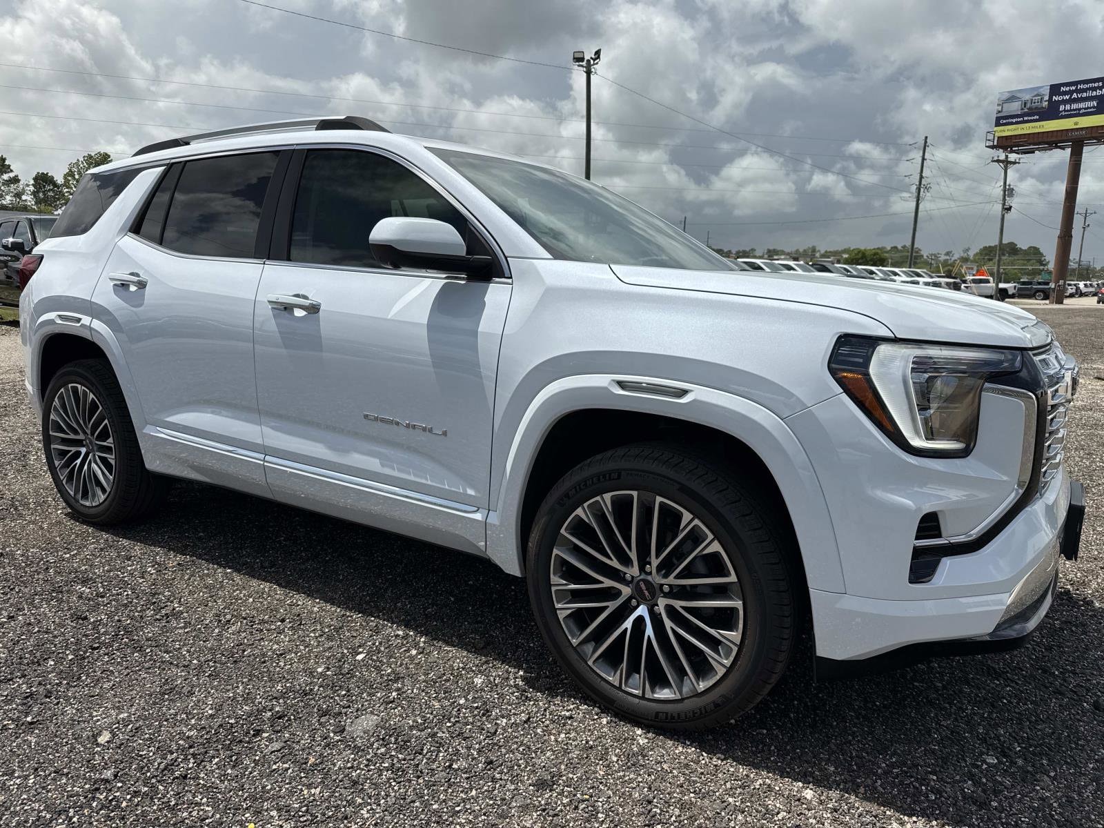 2026 GMC Terrain Denali AWD's photo