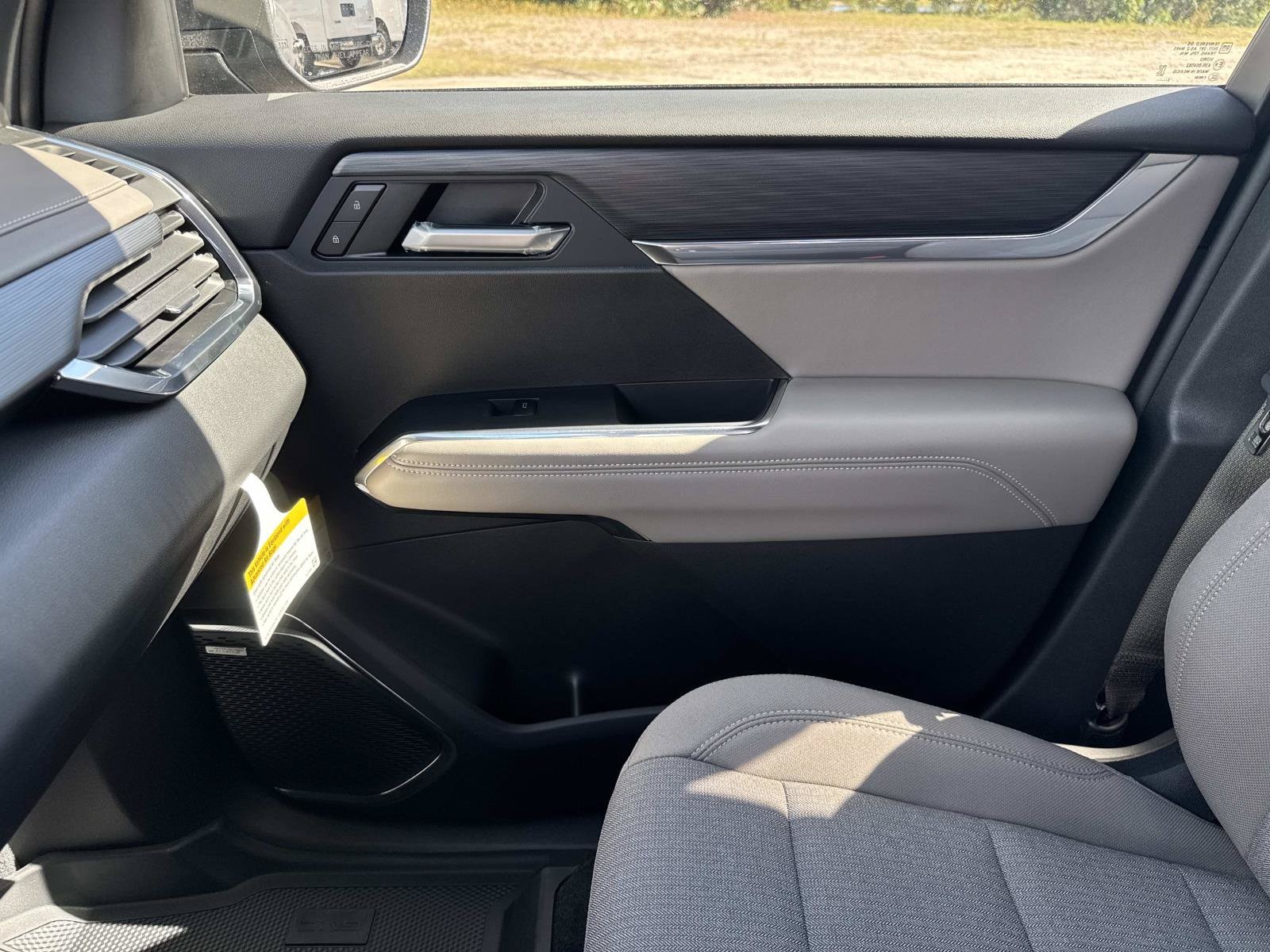 2026 GMC Acadia Elevation - Photo 26