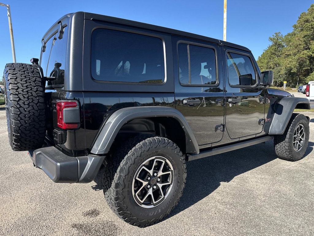 Used 2024 Jeep Wrangler Rubicon