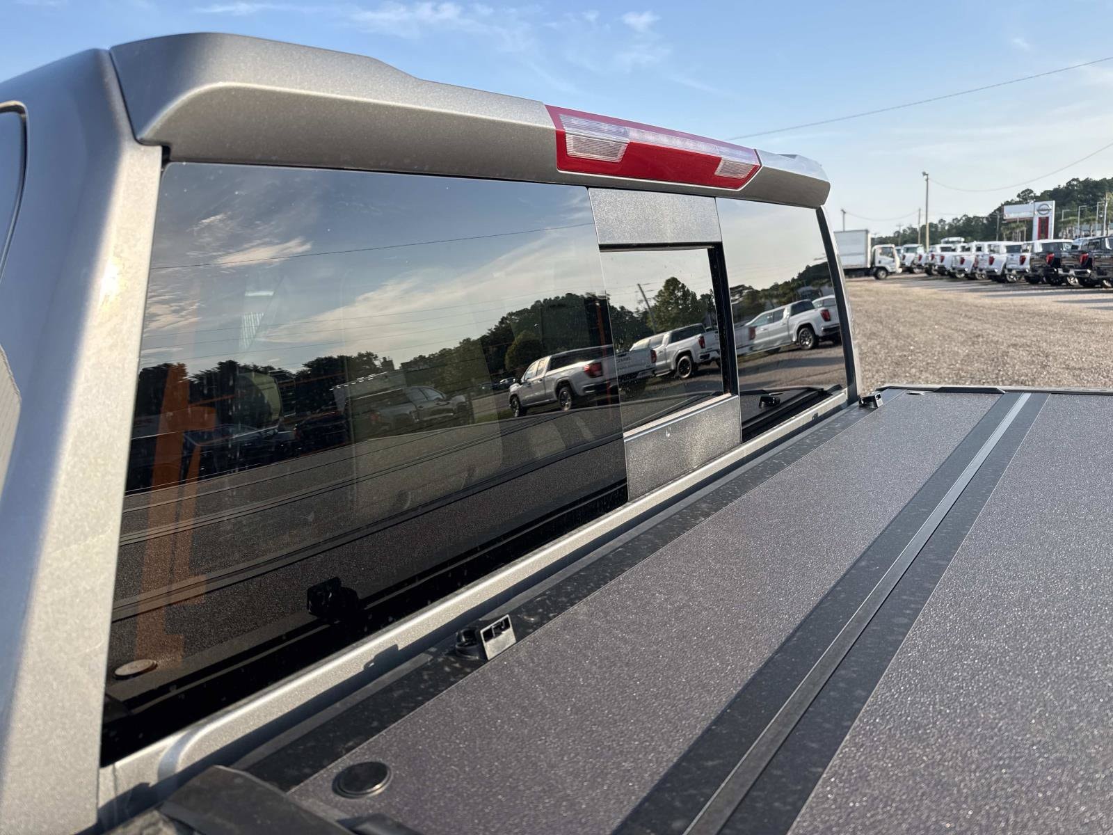 2026 GMC Sierra 1500 SLT - Photo 11