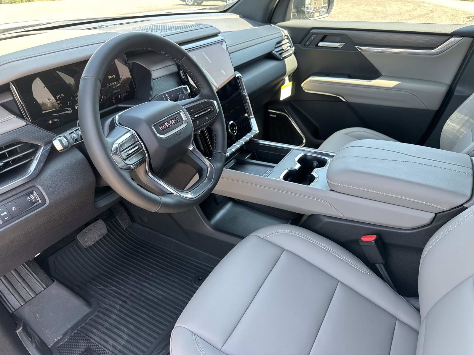2026 GMC Acadia Elevation - Photo 25