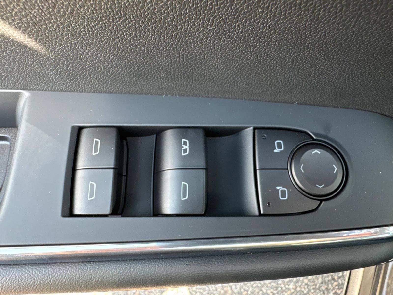 2026 GMC Acadia Elevation - Photo 20