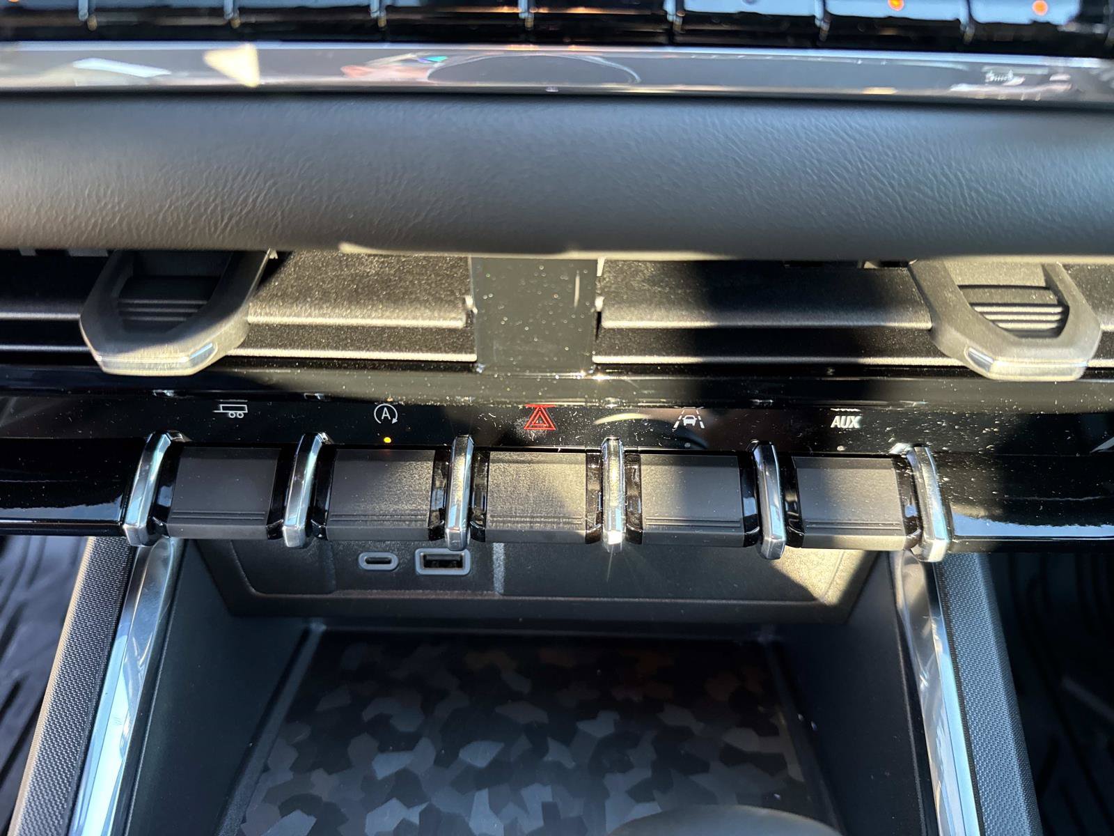 2026 GMC Canyon Elevation - Photo 29