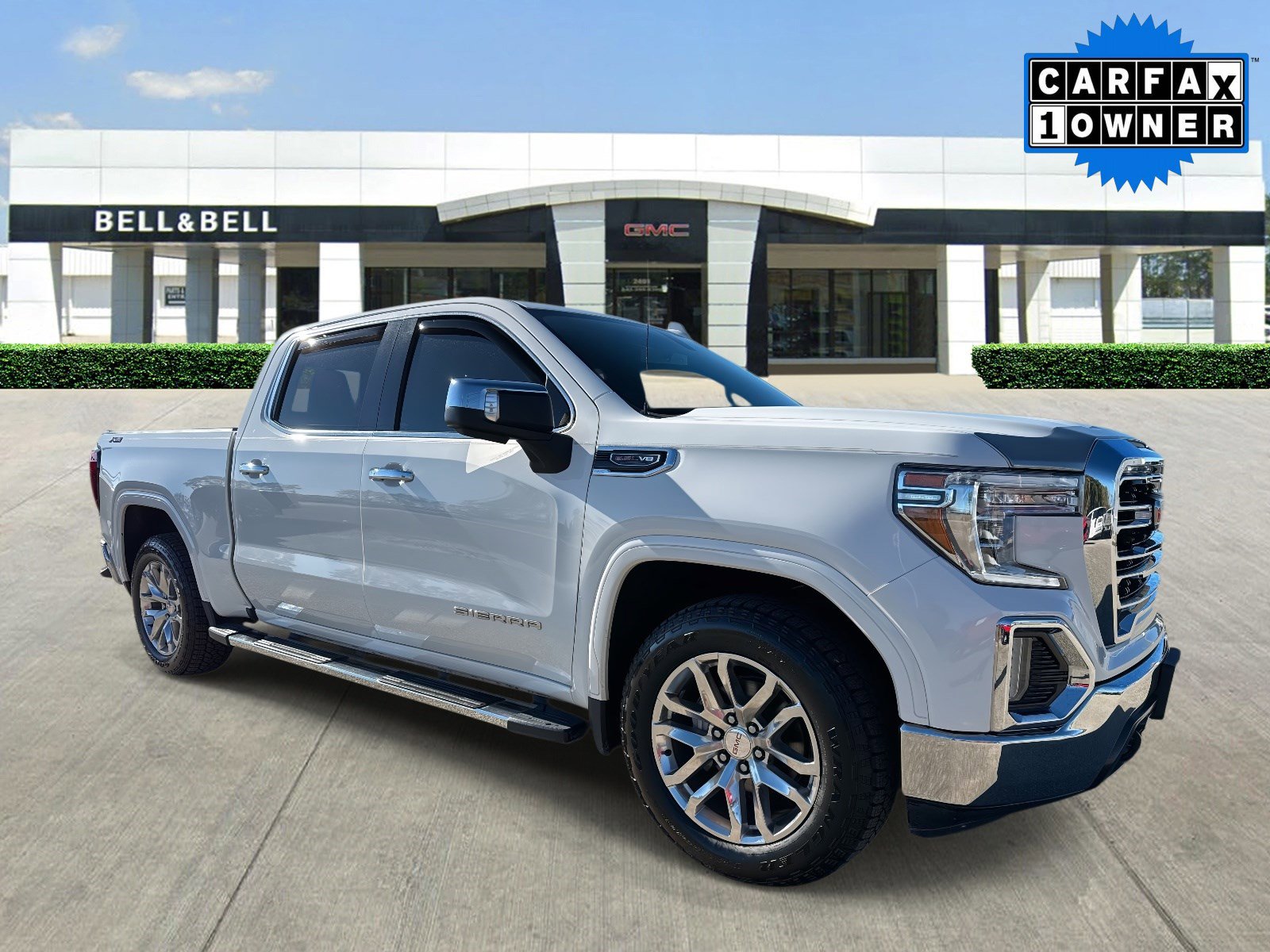 2021 GMC Sierra SLT's photo