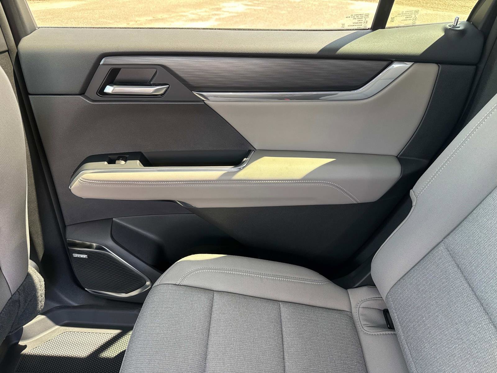 2026 GMC Acadia Elevation - Photo 16