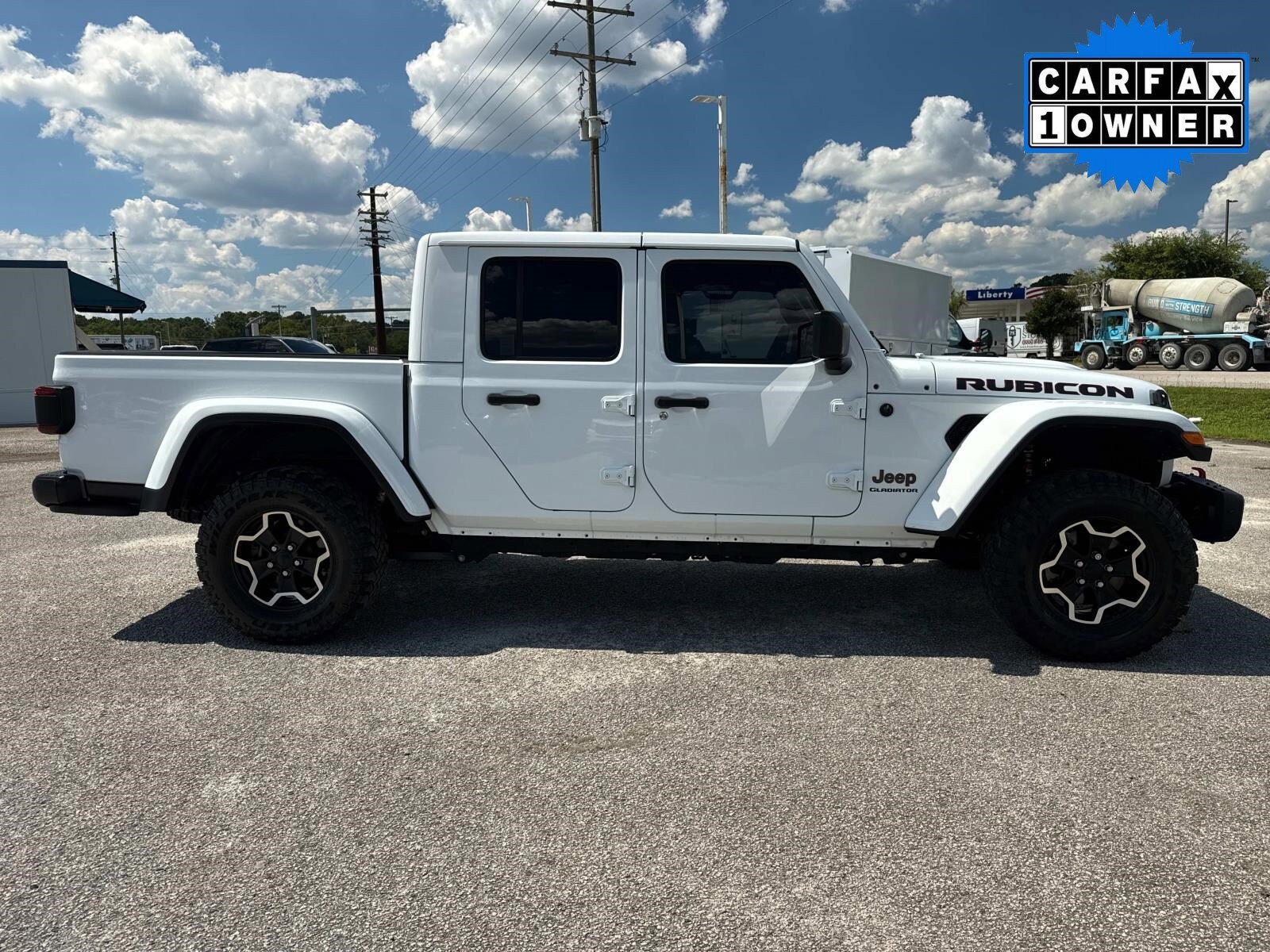 2020 Jeep Gladiator Rubicon photo 2