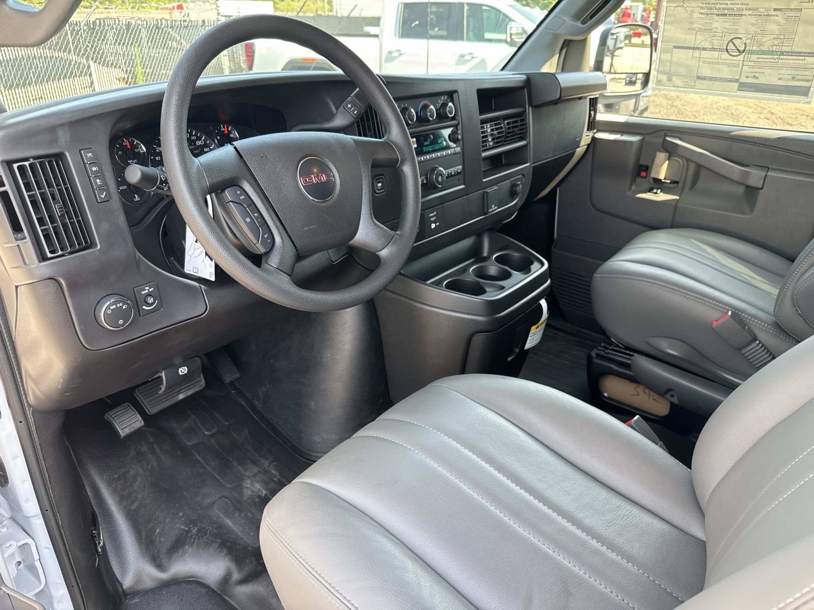 2026 GMC Savana Cargo Work Van - Photo 21