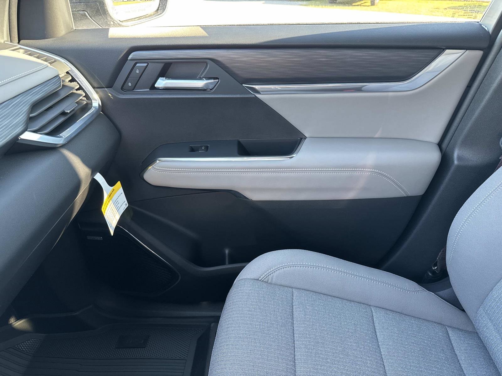 2026 GMC Acadia Elevation - Photo 26