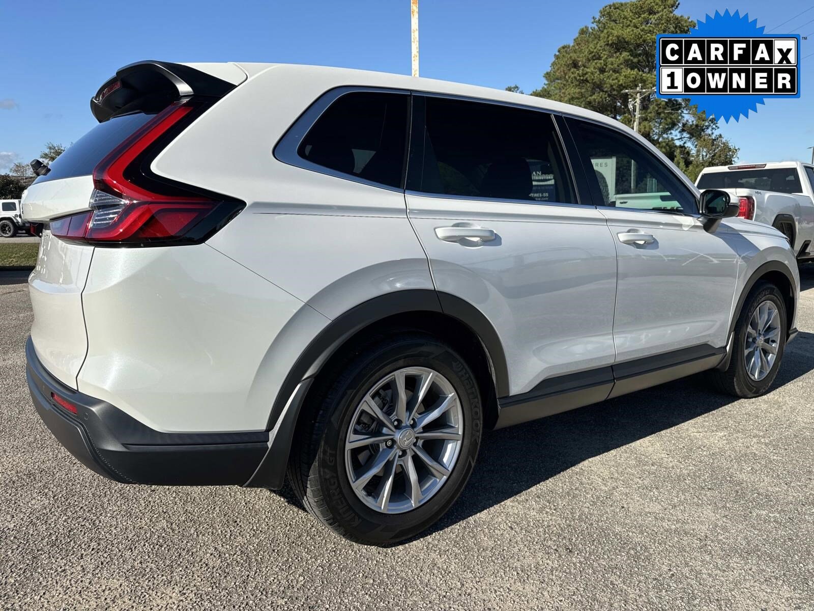 2023 Honda CR-V EX-L photo 3