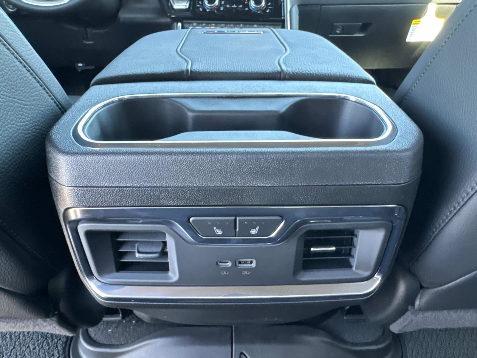 2026 GMC Sierra 2500HD Denali - Photo 20