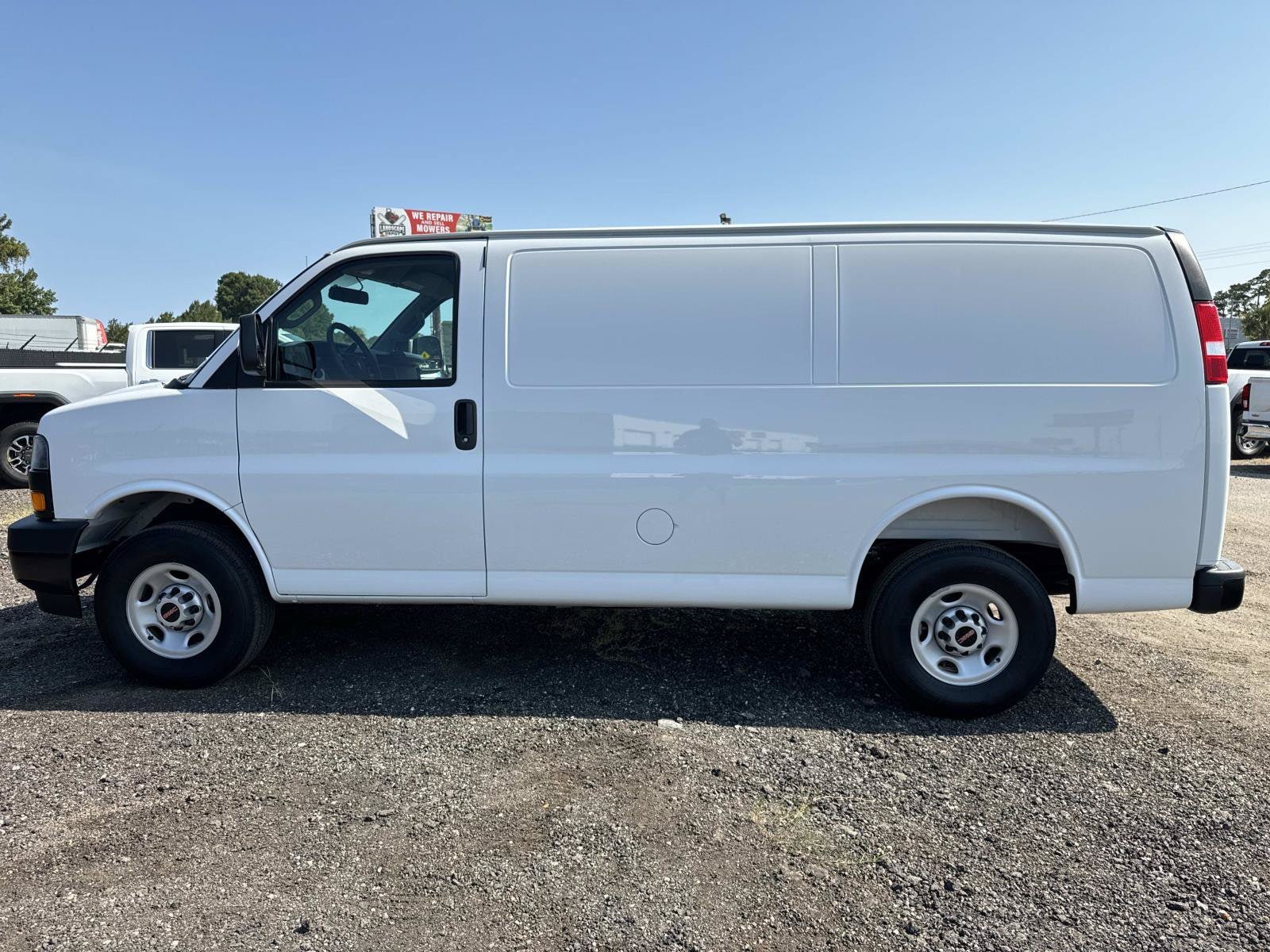2026 GMC Savana Cargo Work Van - Photo 6