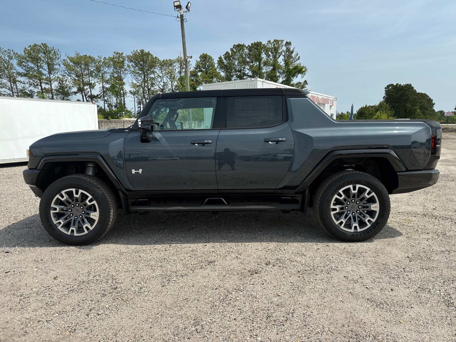 2025 GMC HUMMER EV 3X - Photo 6