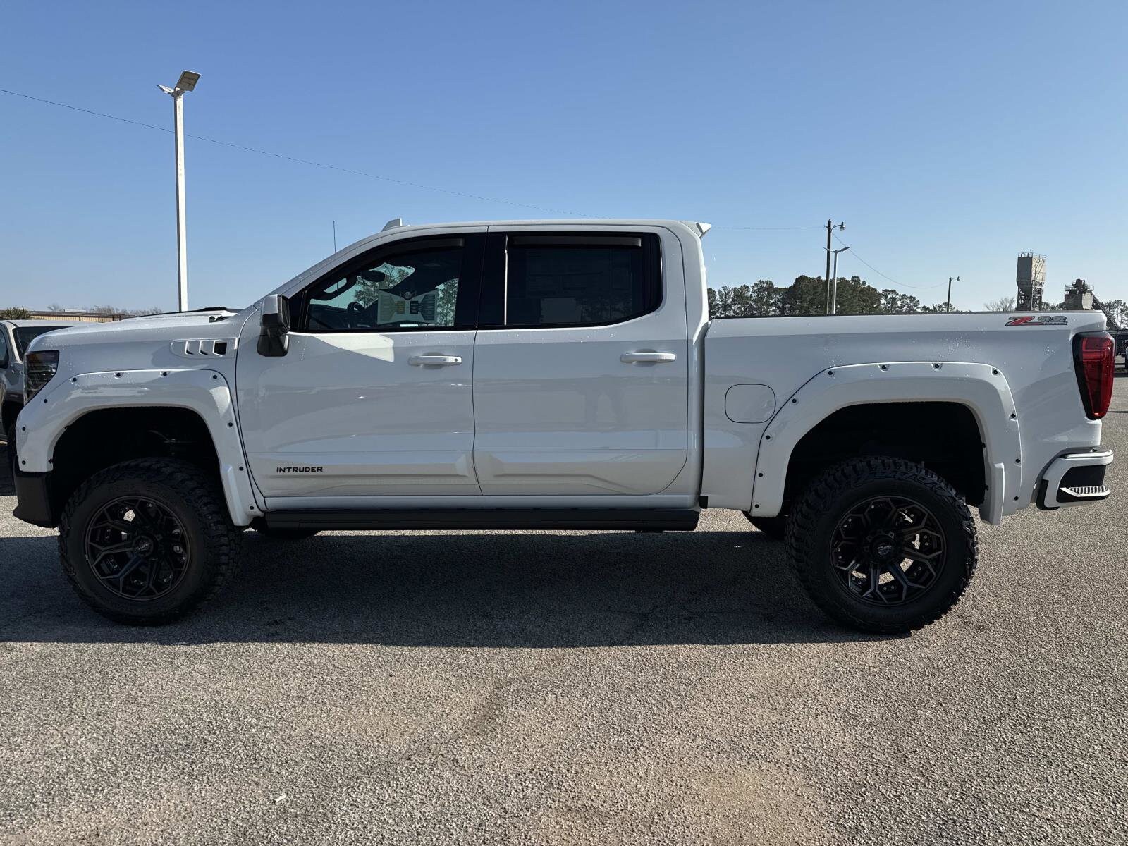 2026 GMC Sierra 1500 AT4 - Photo 6