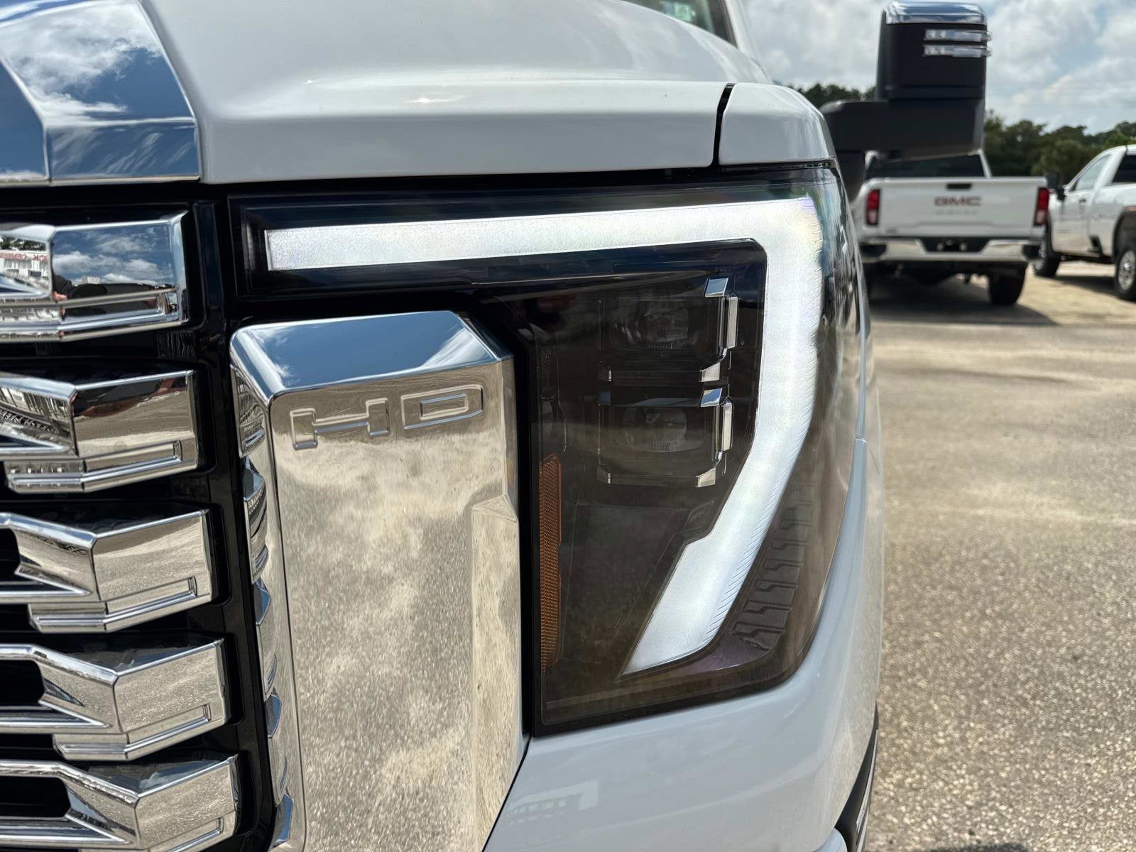 2025 GMC Sierra 2500HD Denali - Photo 9