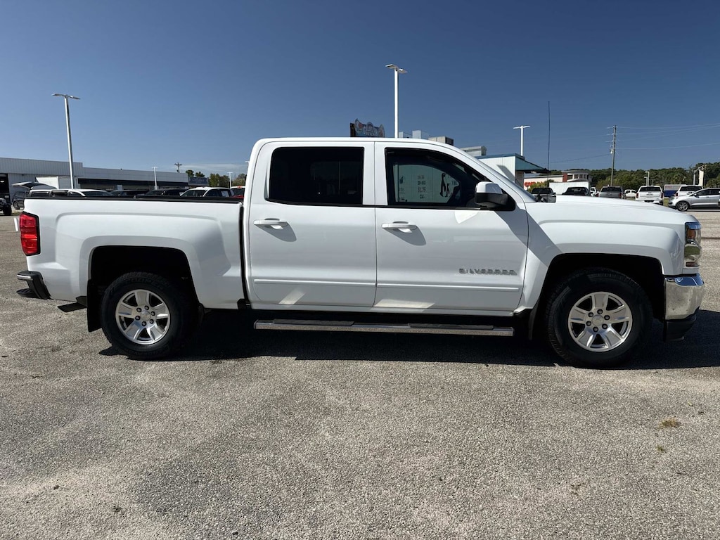Used 2017 Chevrolet Silverado 1500 LT Truck