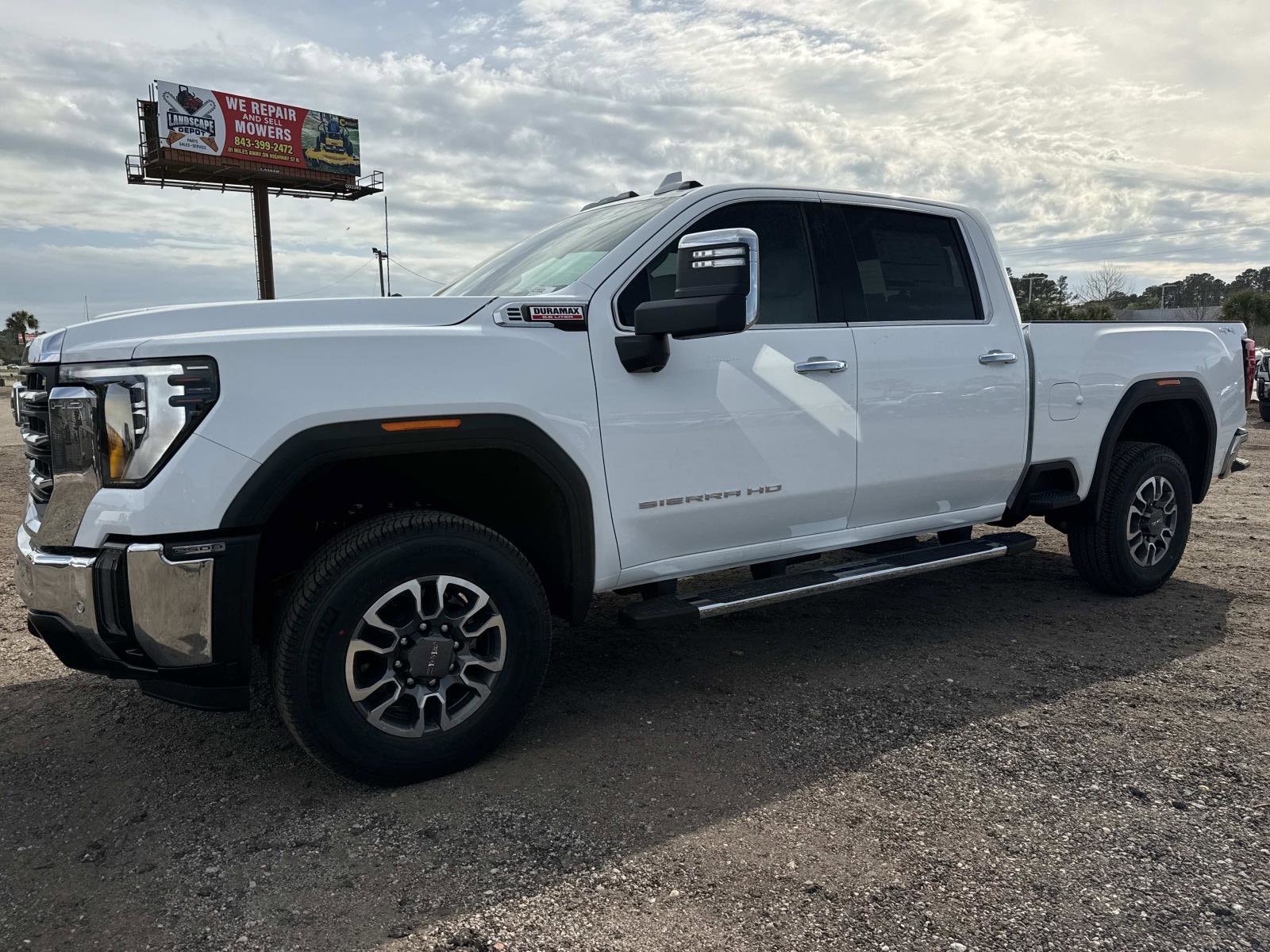 2026 GMC Sierra 2500HD SLT - Photo 7