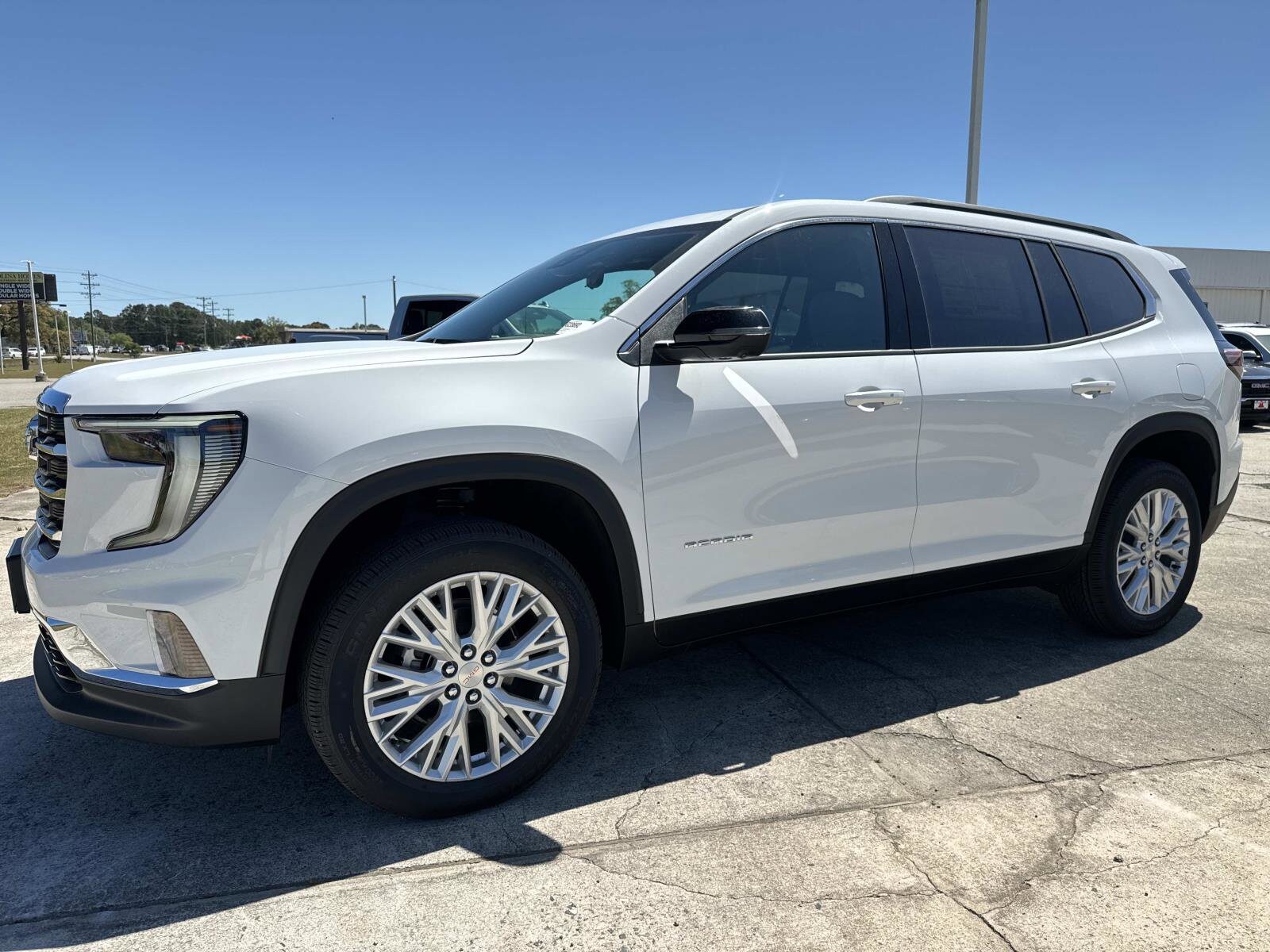 2026 GMC Acadia Elevation - Photo 7